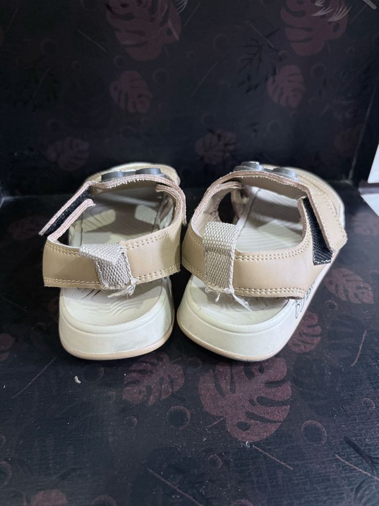 Comfortable Tan Platform Sandals