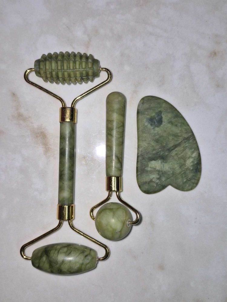 beauty tool set | Gua Sha + jade rollers
