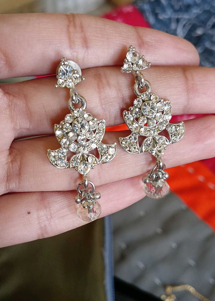 Sparkling Crystal Drop Earrings