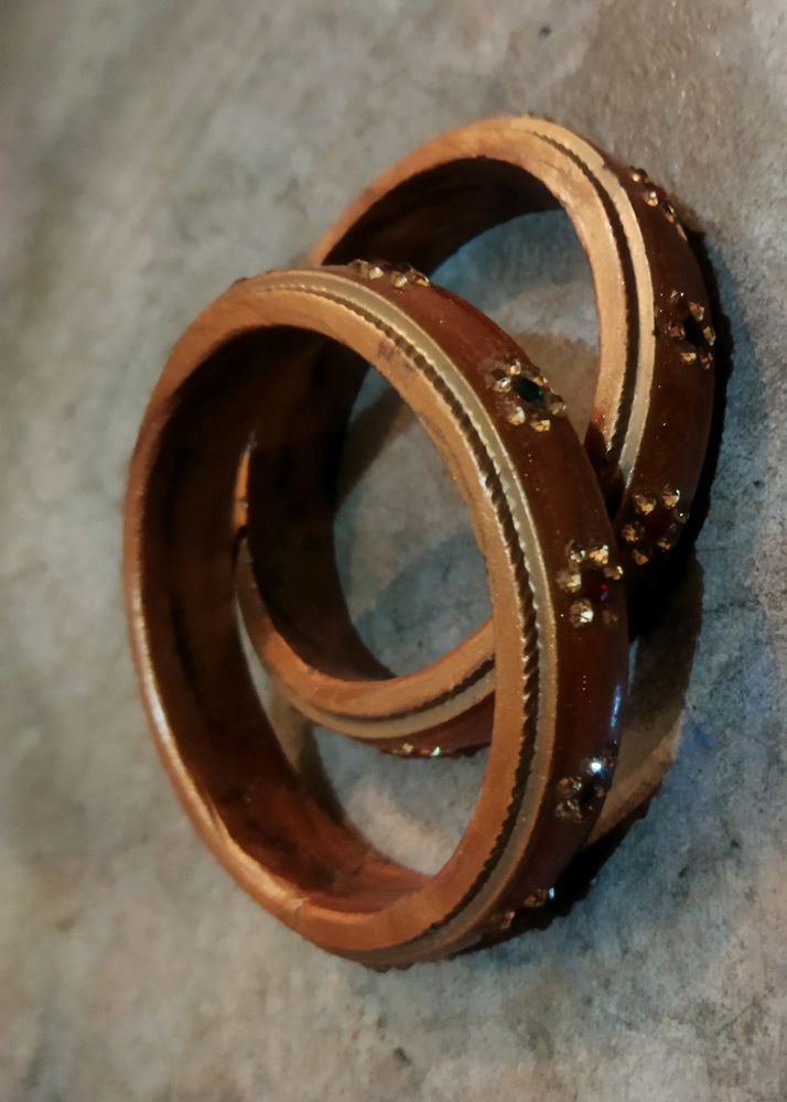 Bangles. Brown Bangles