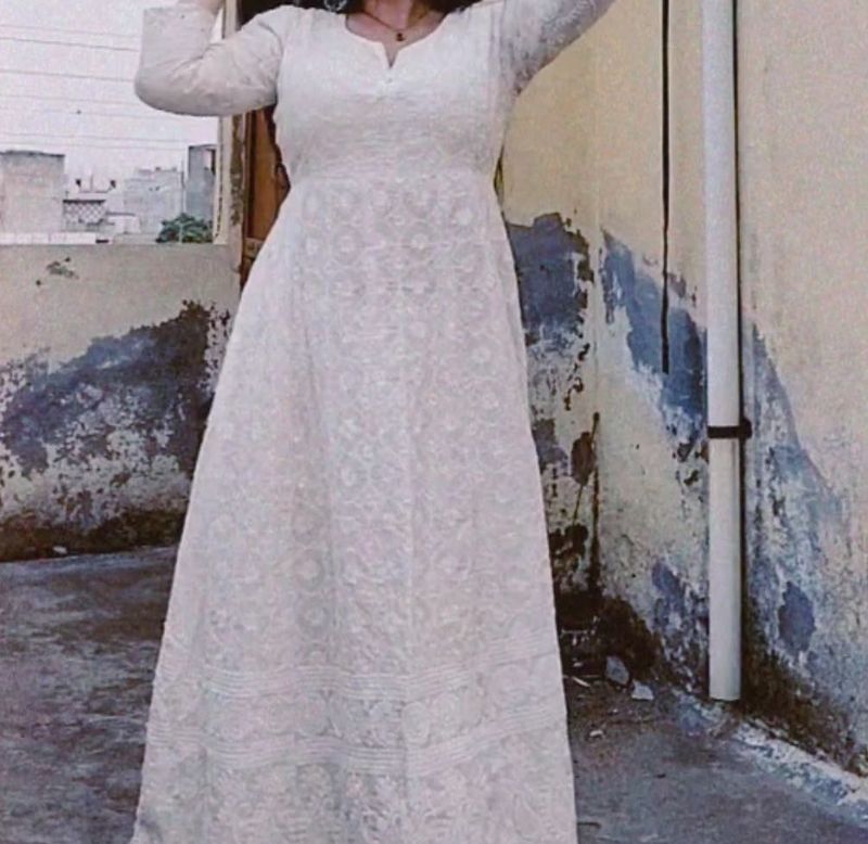 white chickankari anarkali