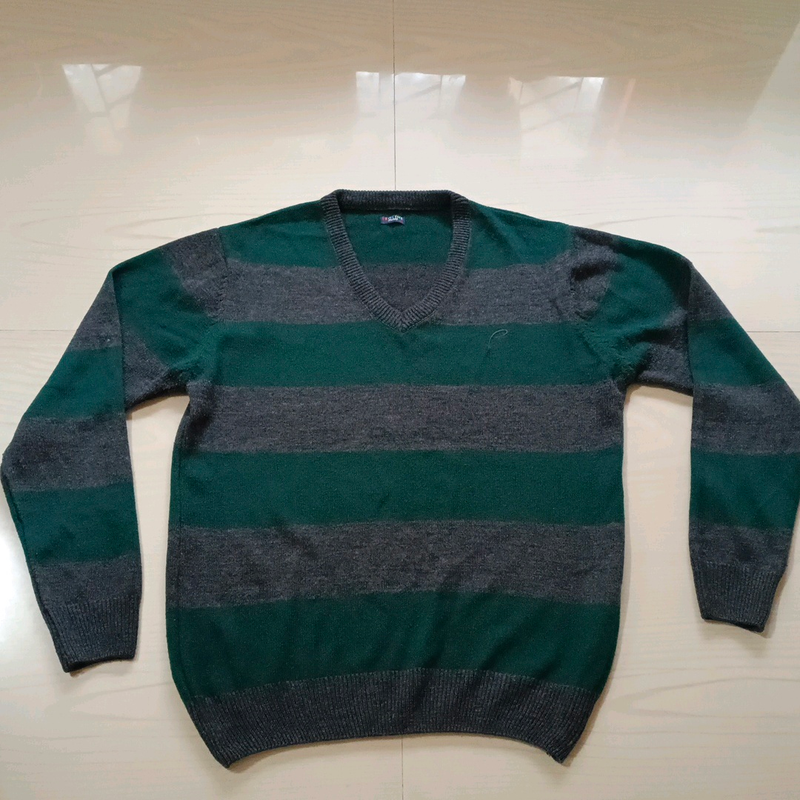 wooden pullover