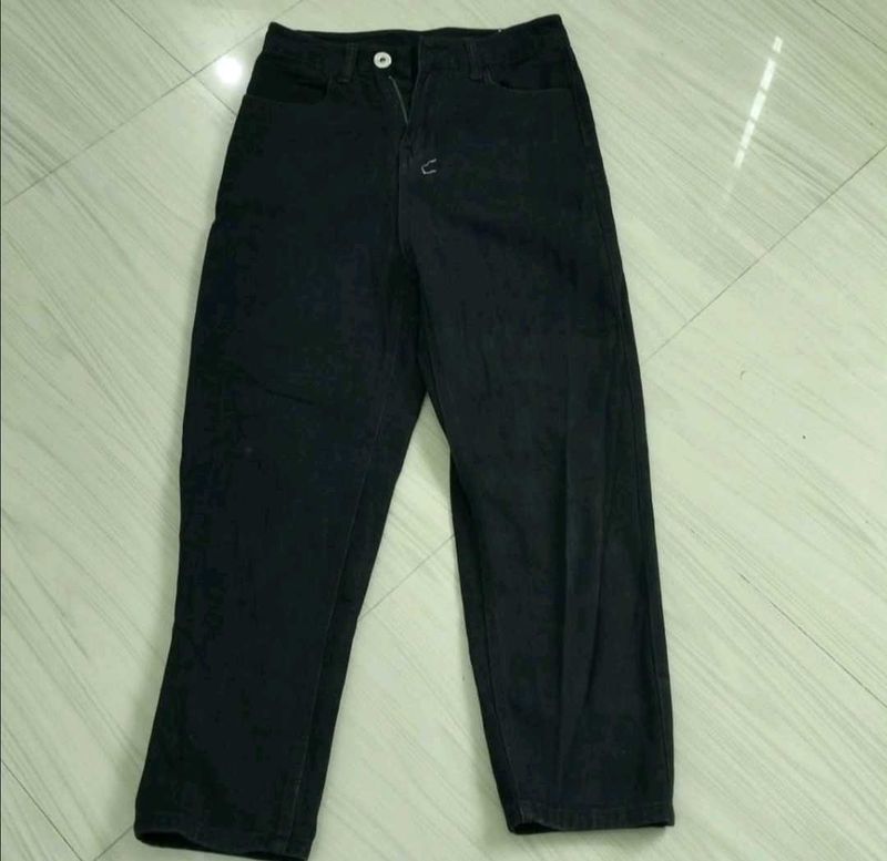 Black Jeans - Relaxed Fit
