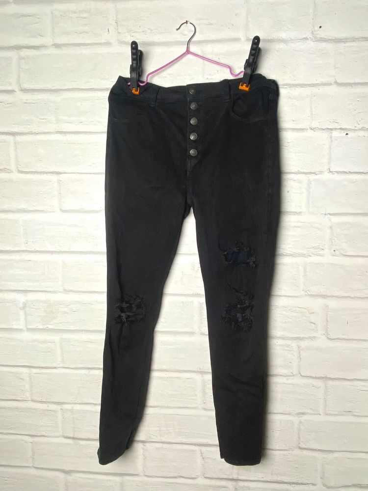 ⬇️PRICE DOWN HIGH WAIST BLACK JEANS🖤