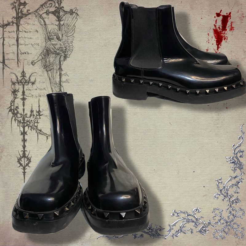 Black Punk  Studded Authentic Garavani Valentino P