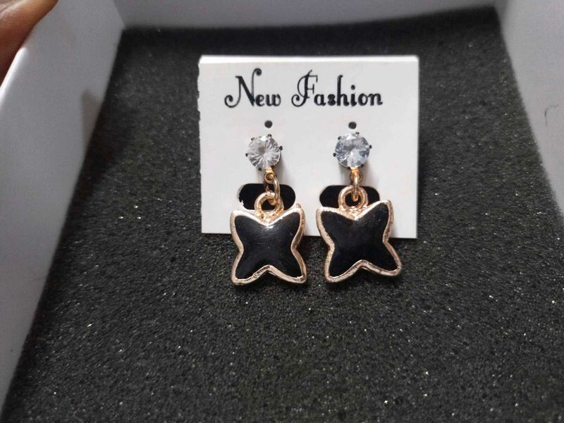 Chic Black Butterfly Earrings