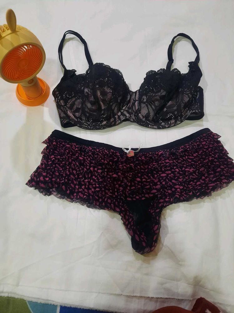 Lace Bra and Panty Set