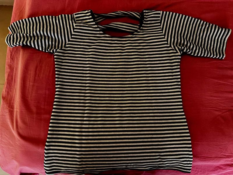Striped T-shirt with Cut-out Back