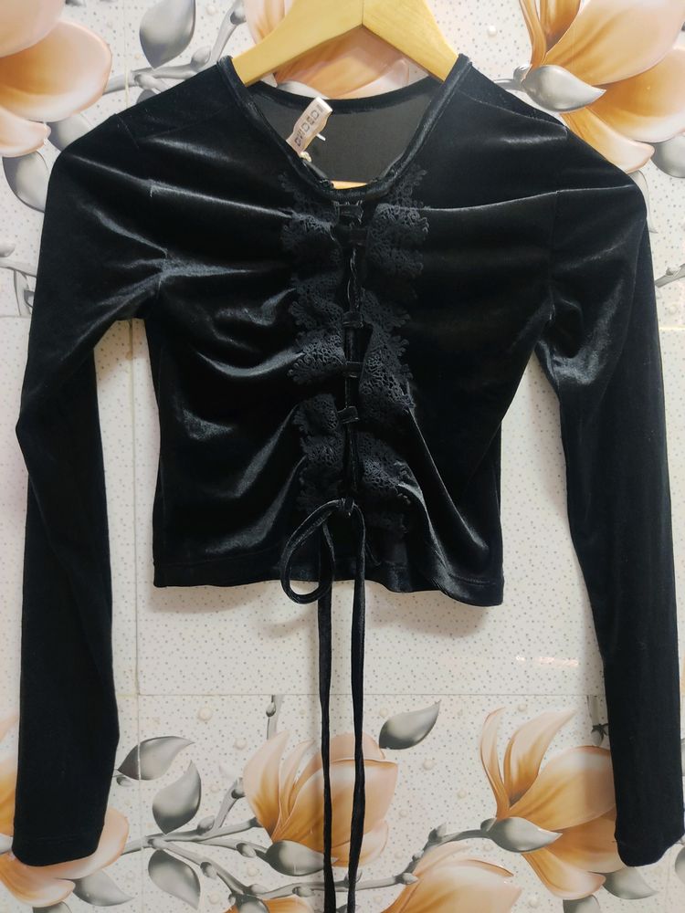 H&amp;M velvet criss cross Top