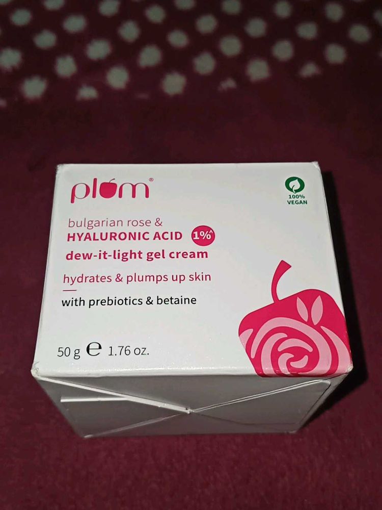 Plum Bulgarian Rose &amp; Hyaluronic Acid Cream