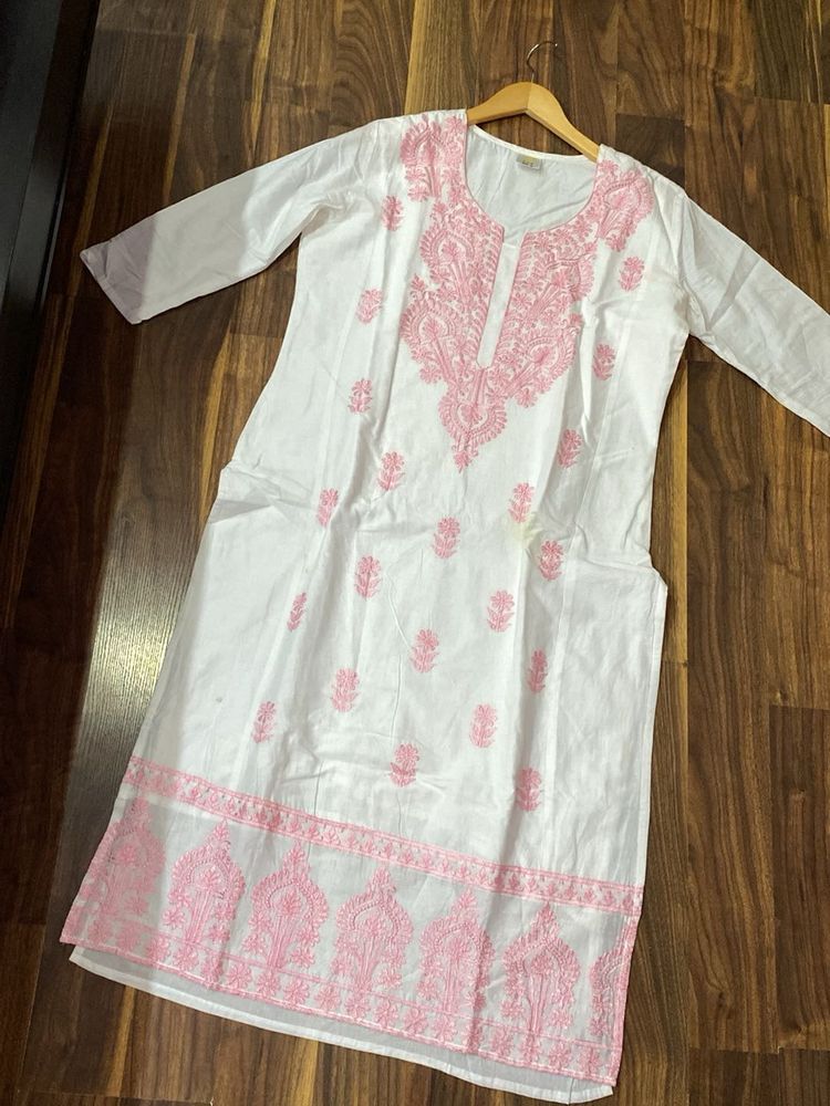 White Kurta wth Pink Embroidery