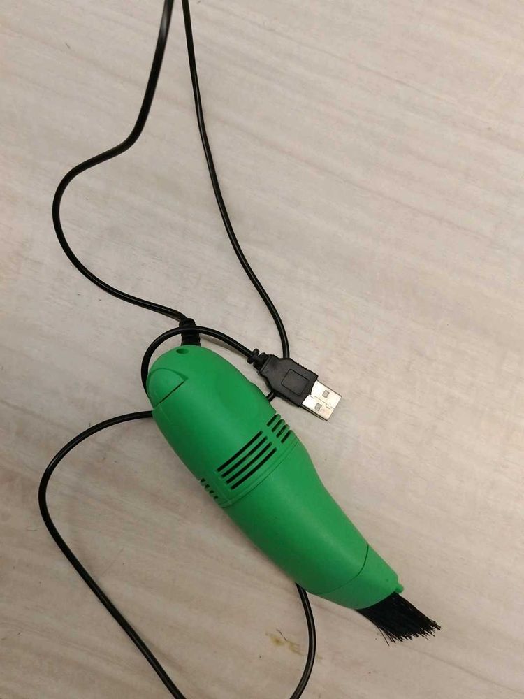 USB Mini Vacuum Cleaner