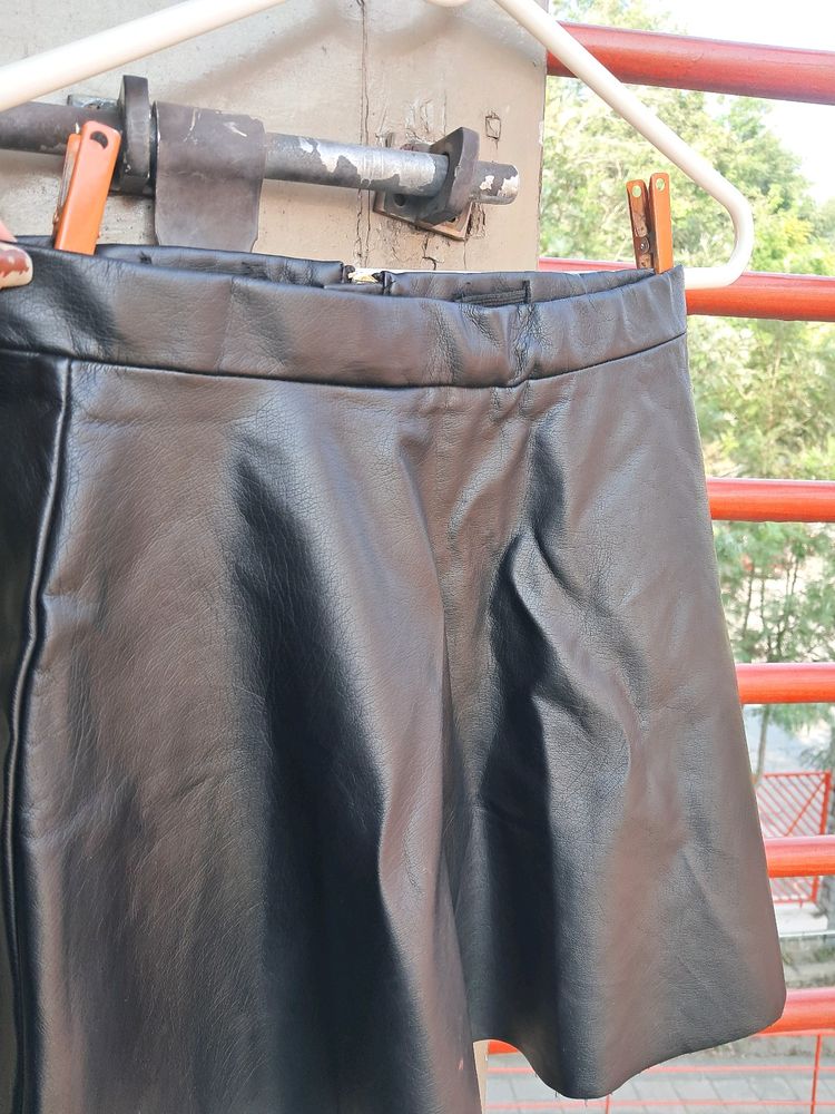 H&amp;m Leather Skirt