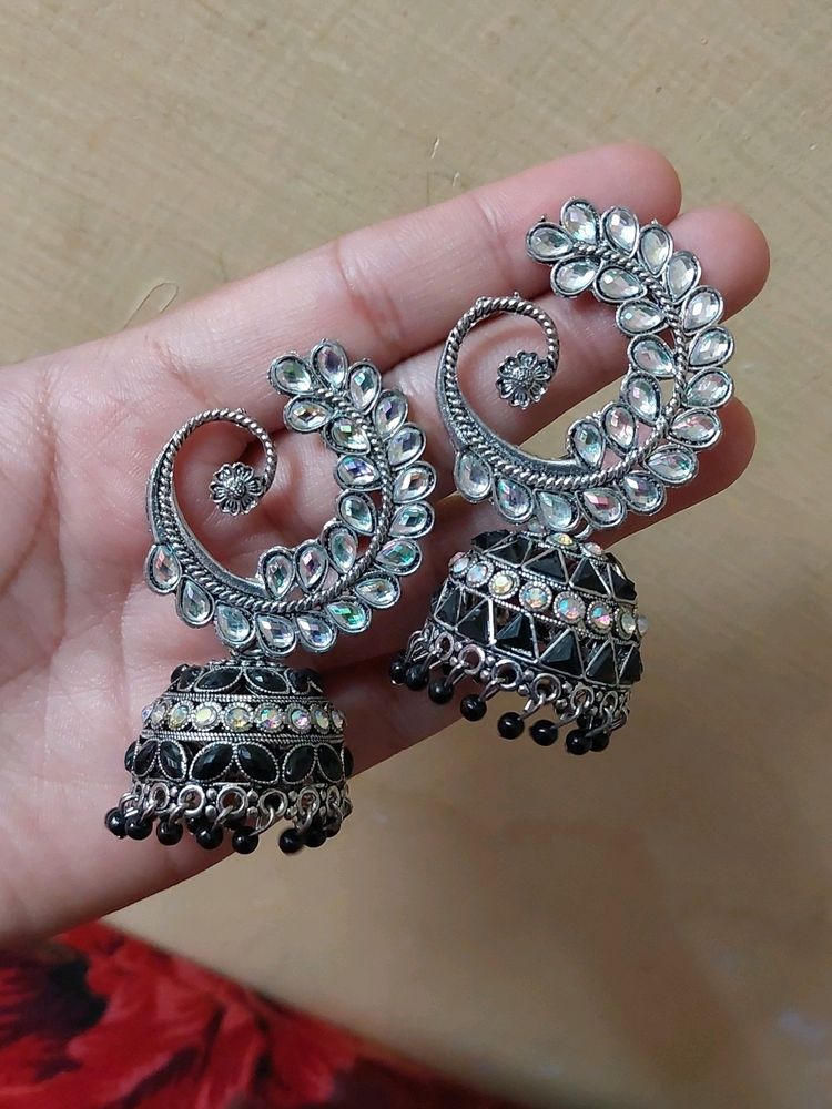 Jhumkha