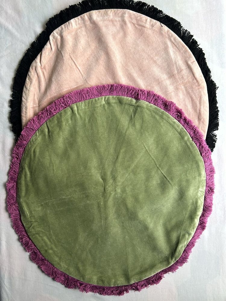 45 D Round Pink Or Sea Green Cushion Cover- 1 Pc