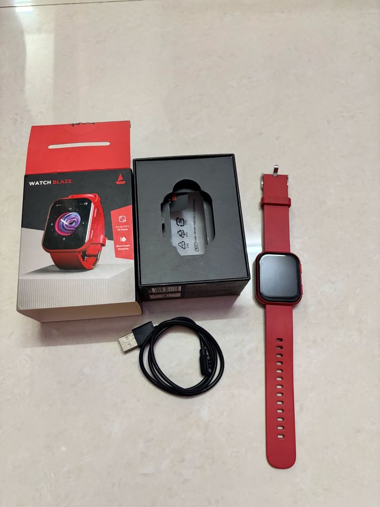 BoAt Watch Blaze Smartwatch