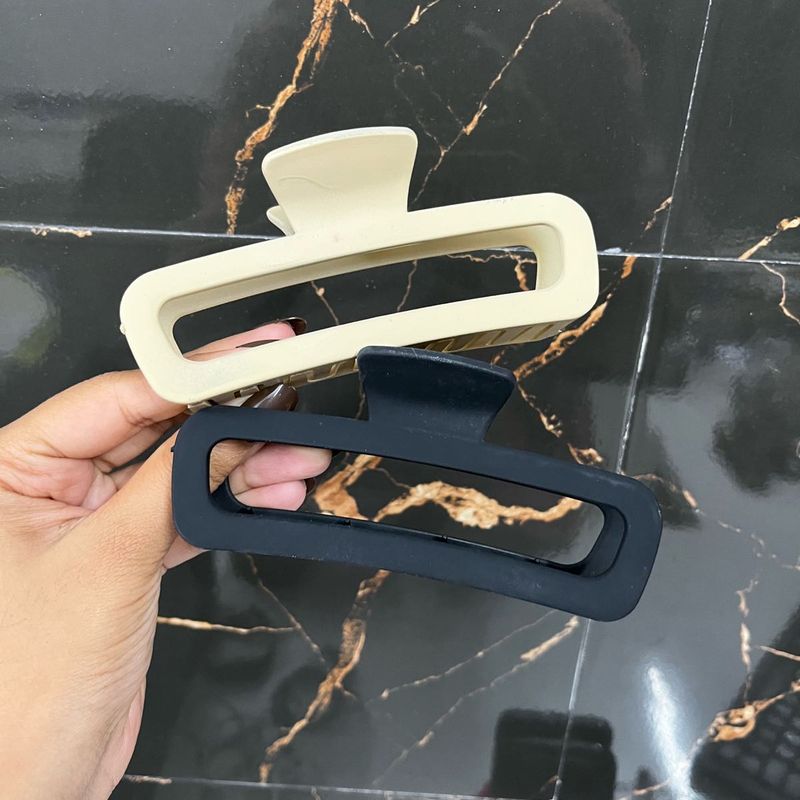 Chic Hair Claw Clip Set Of 2