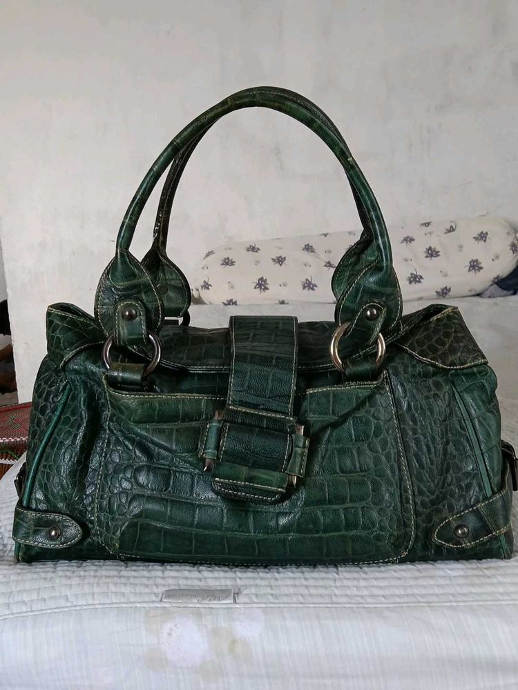 Pure leather Stylish Green Croc Embossed Handbag