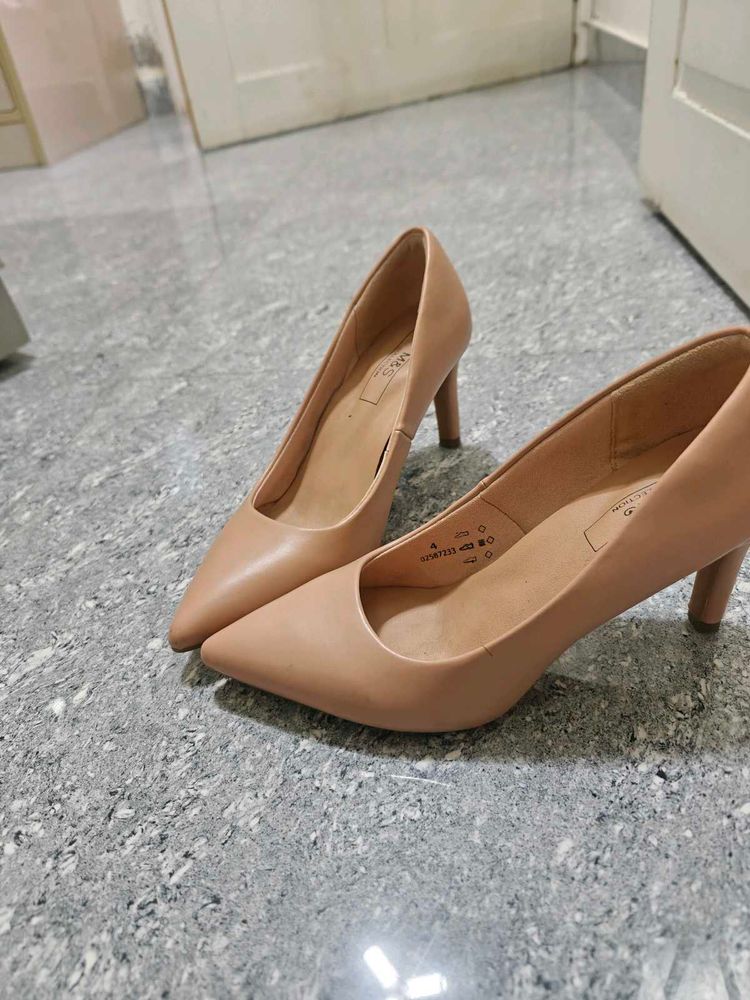 marks &amp; spencers nude heels