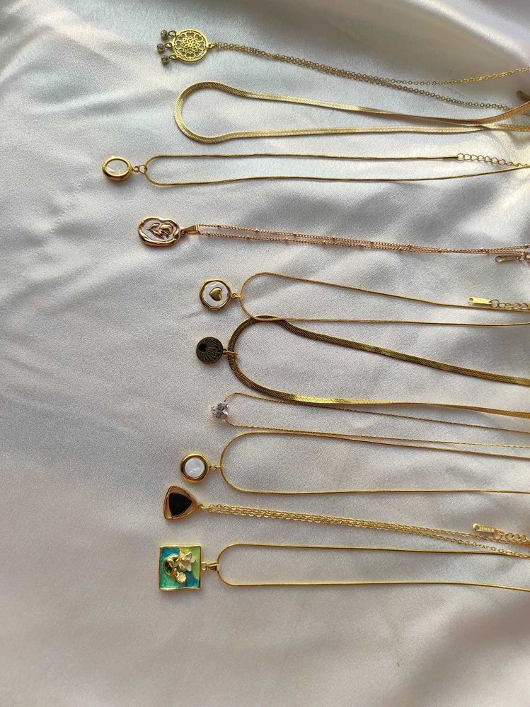 get any 2 pendants✨