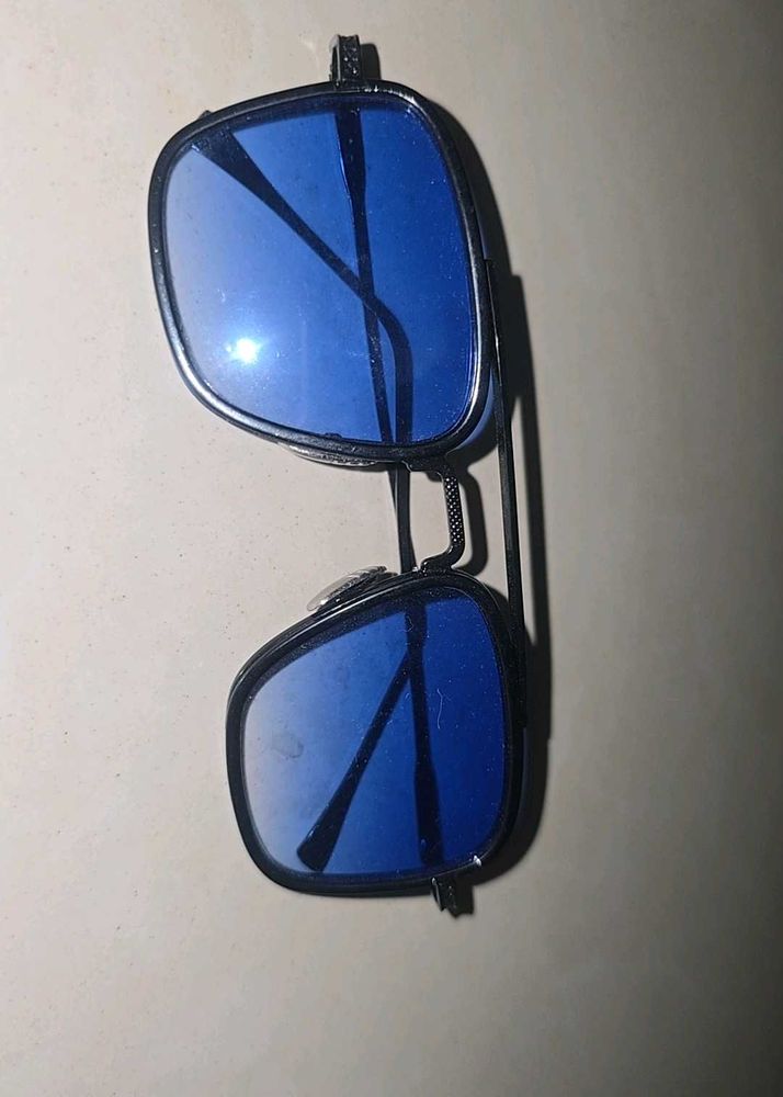 Stylish Blue Lens Sunglasses