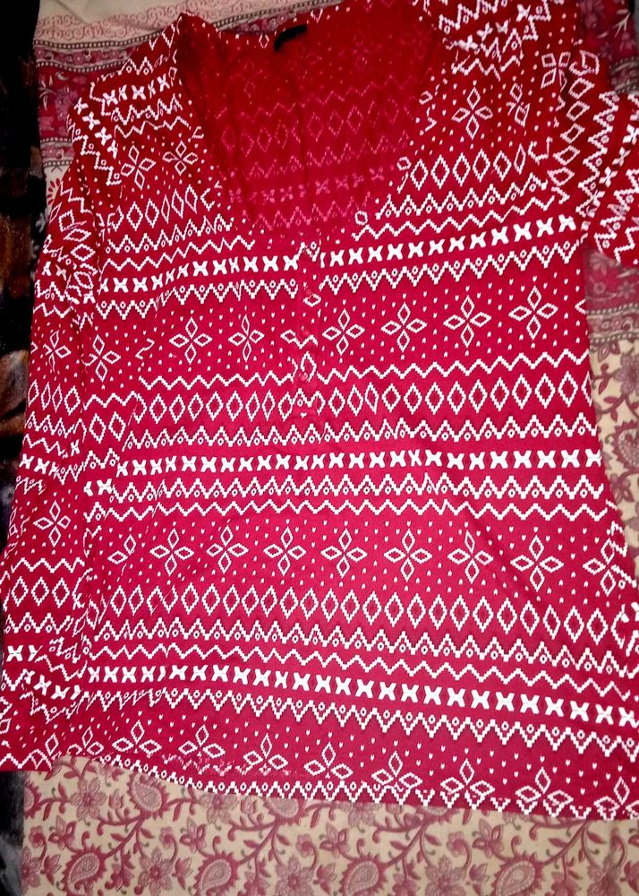 Red Printed V-Neck Top With Pant