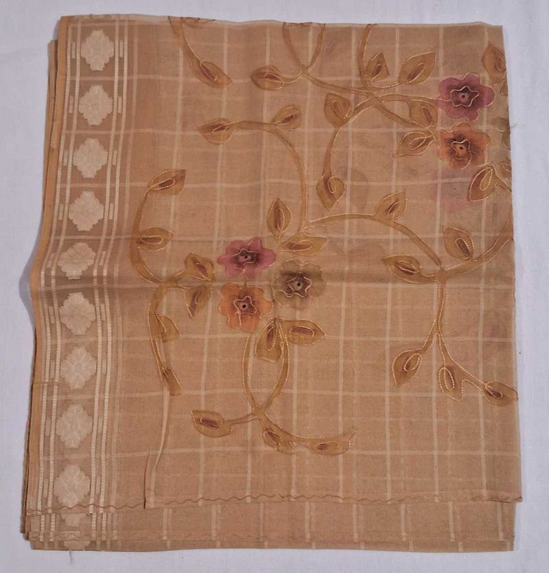 Beautiful Floral Print Saree