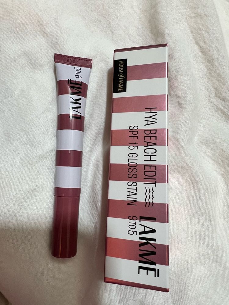 Lakme Hya Beach Edit Gloss Stain