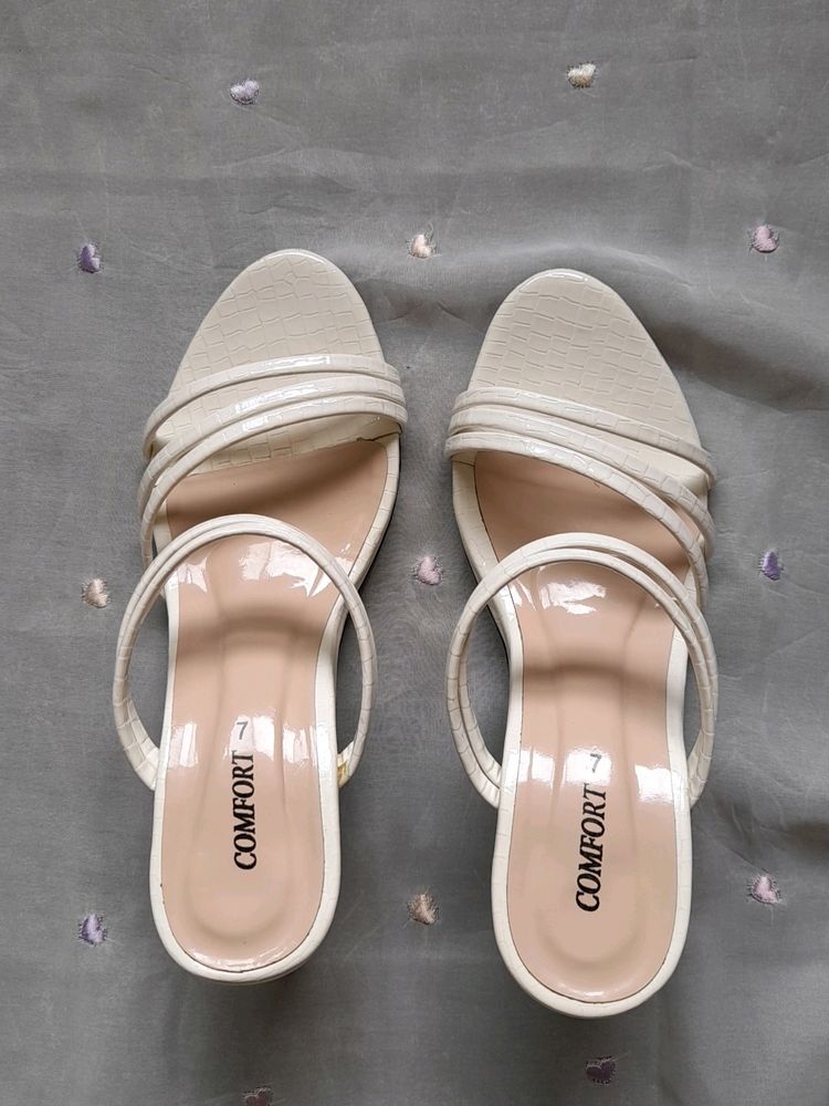 Off White Heel