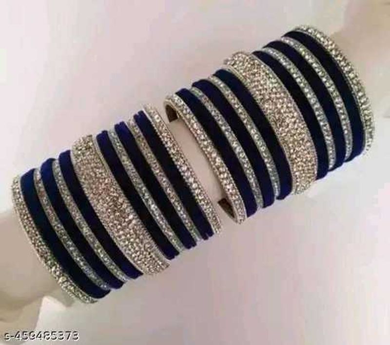 Elegant Blue &amp; Silver Bangles Set