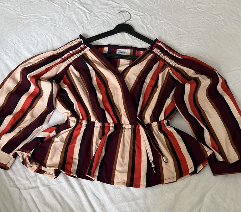 Multicolor Striped Puff-Sleeve Crop Top ✨ | Chic &amp;