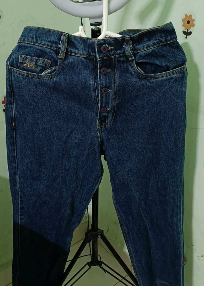 denim mom jeans