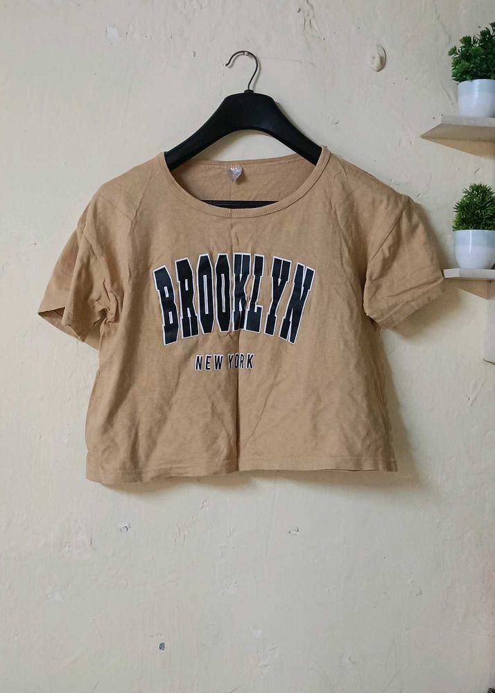 Trendy Brooklyn New York Cropped T-Shirt