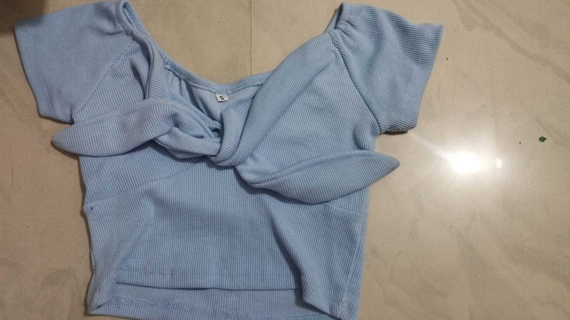 Knot Ribbed Crop Top