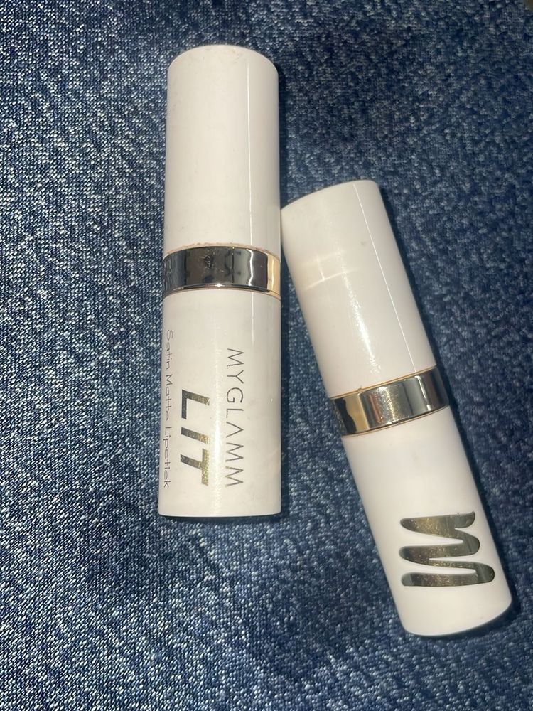 MyGlamm LIT Satin Matte Lipstick