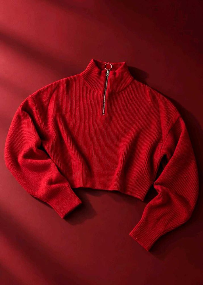 RED RIBBED HALF-ZIP CROPPED SWEATER