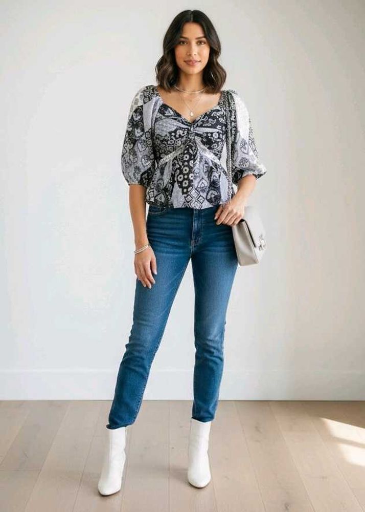 Fitted Sweetheart V-Neck Long Sleeve Blouse Top