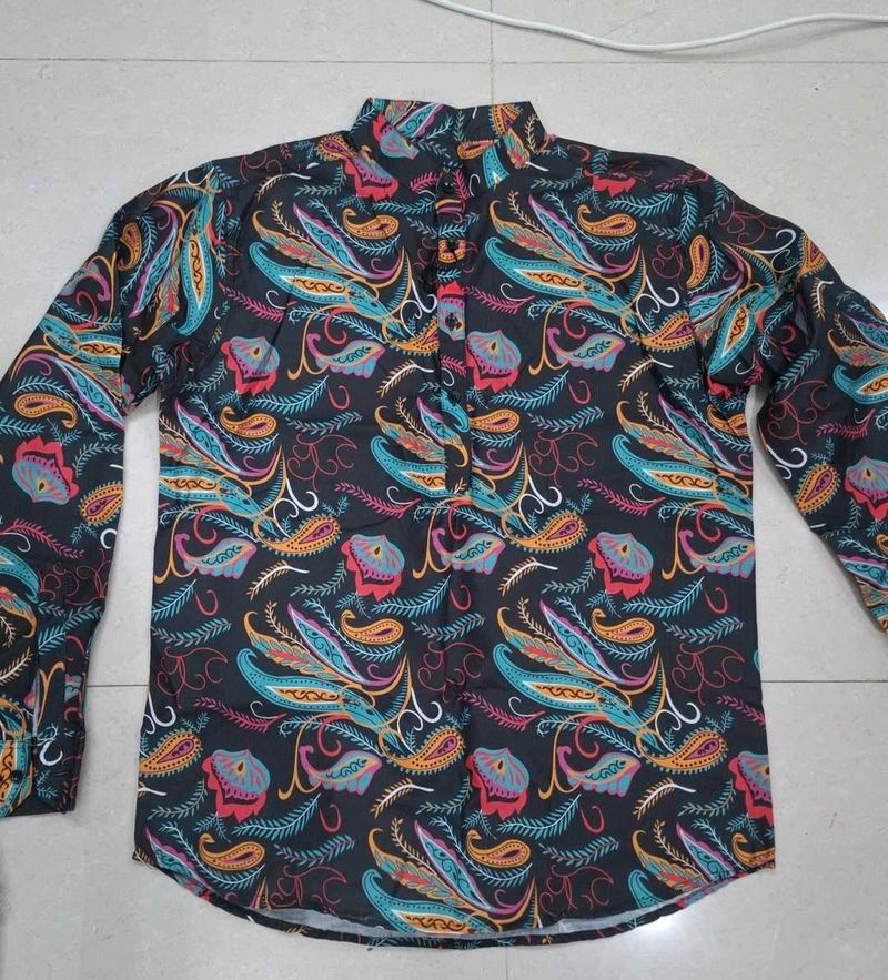 Stylish Men's Kurta with Paisley Print