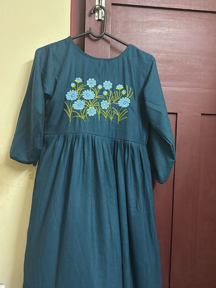 Embroidered Teal Kurta