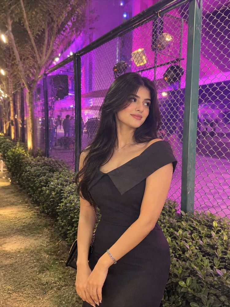 Elegant Black Off-Shoulder Long Dress