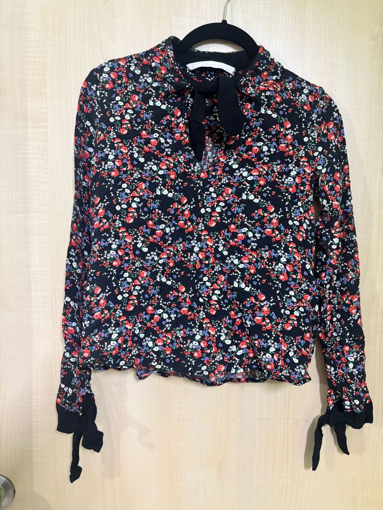 Zara Floral Top with A Tie Up At Neck