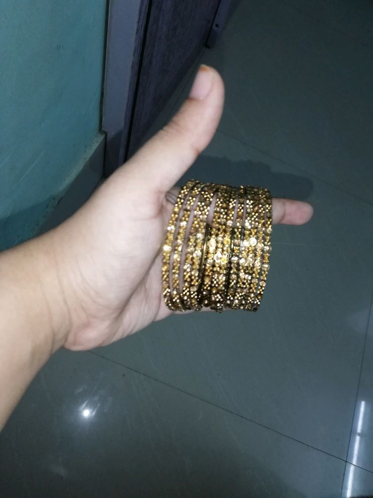 Bangles for girls.. medium size hand