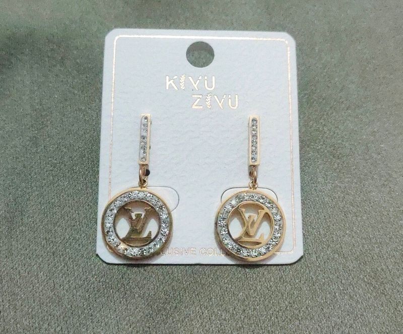 LV Brand _Anti Tarnish Earring With Ad Stone