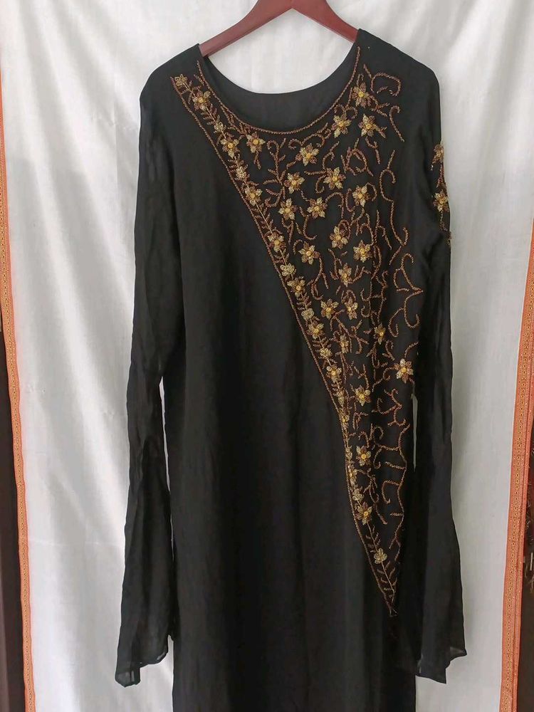 Elegant Black Kurta with Gold Embroidery