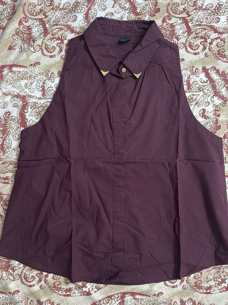 Maroon Sleeveless Collared Top