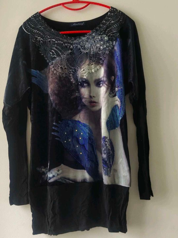 Artistic Graphic Print Top - L/XL