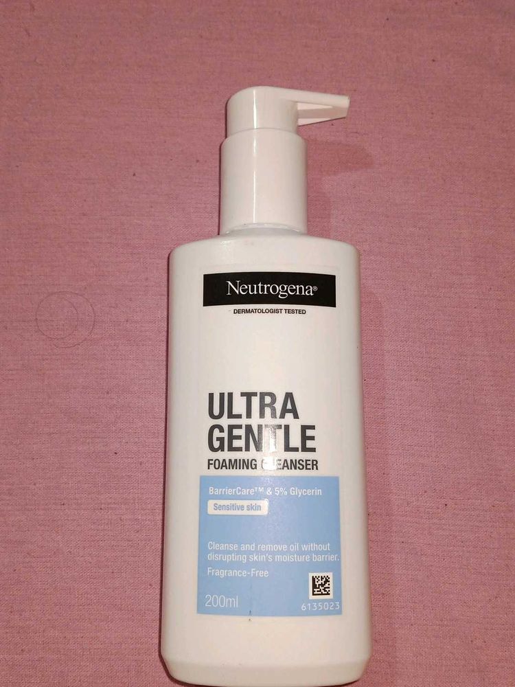 Neutrogena Ultra Gentle Foaming Cleanser
