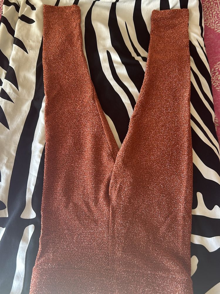 Trending- Calzedonia Shimmer Stretchable Leggings