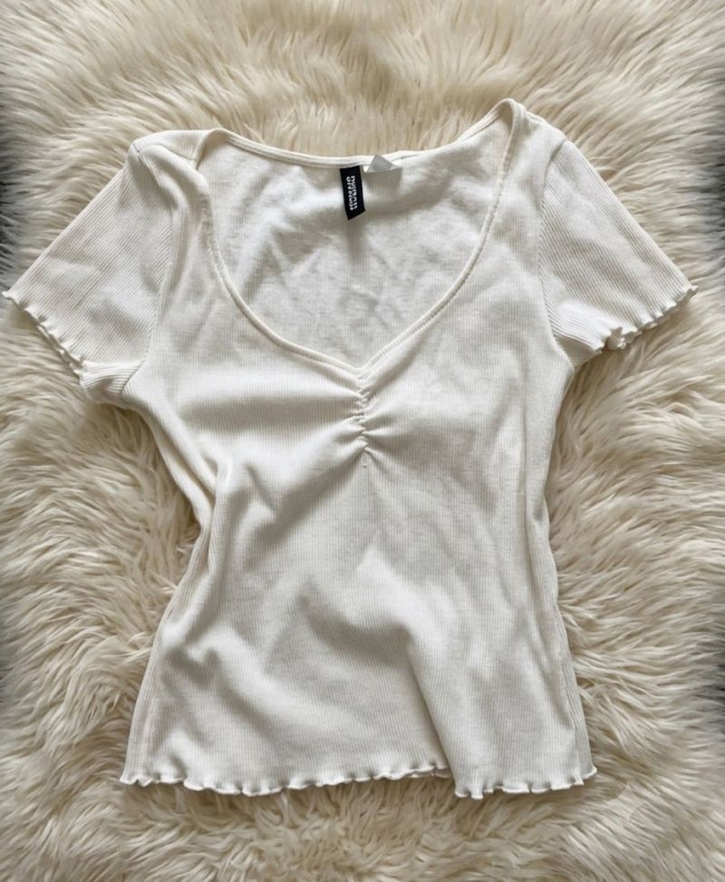 Ribbed V-Neck Top