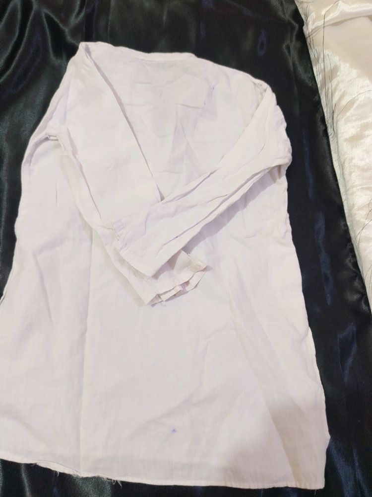 White Kurta For Boy And Girl Both Can Use.